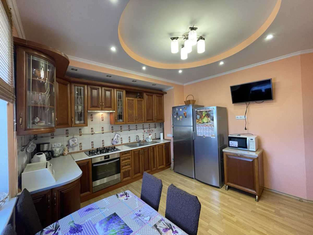 Продаж будинку 275 м², Лісова вул.