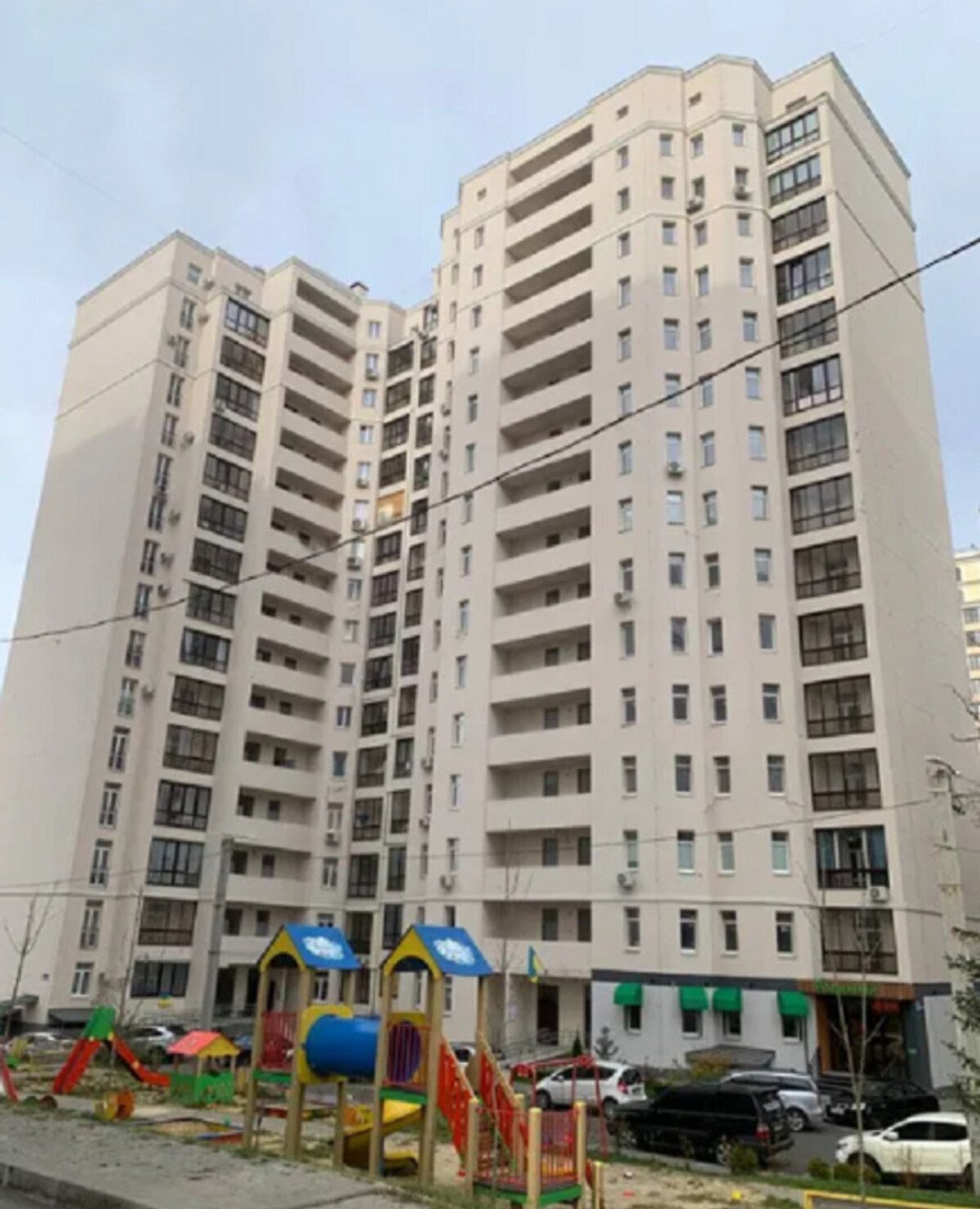 Продаж 2-кімнатної квартири 70 м²