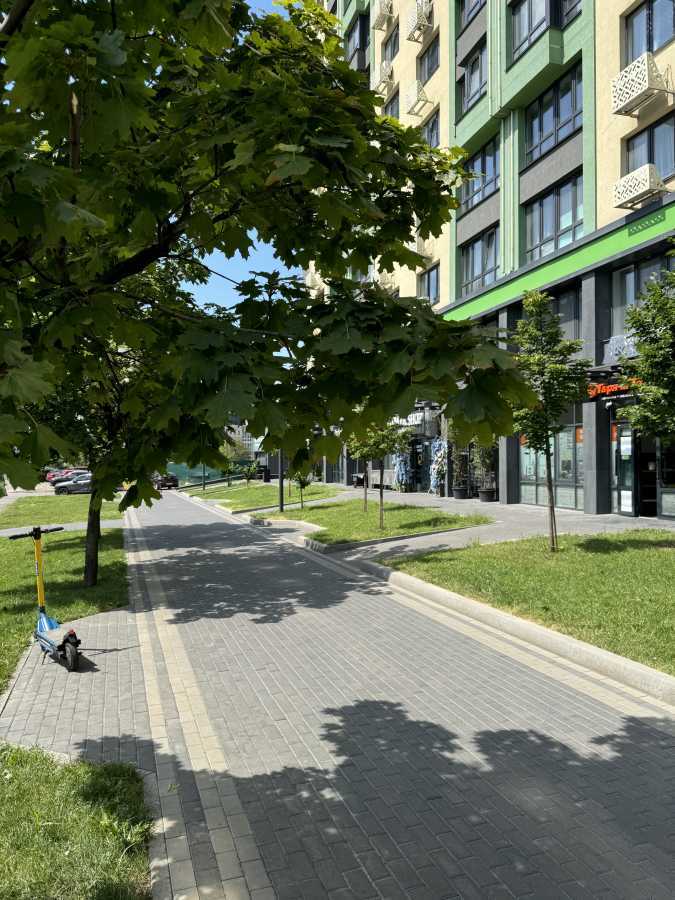 Продаж 3-кімнатної квартири 100 м², Михайла Максимовича вул., 32а