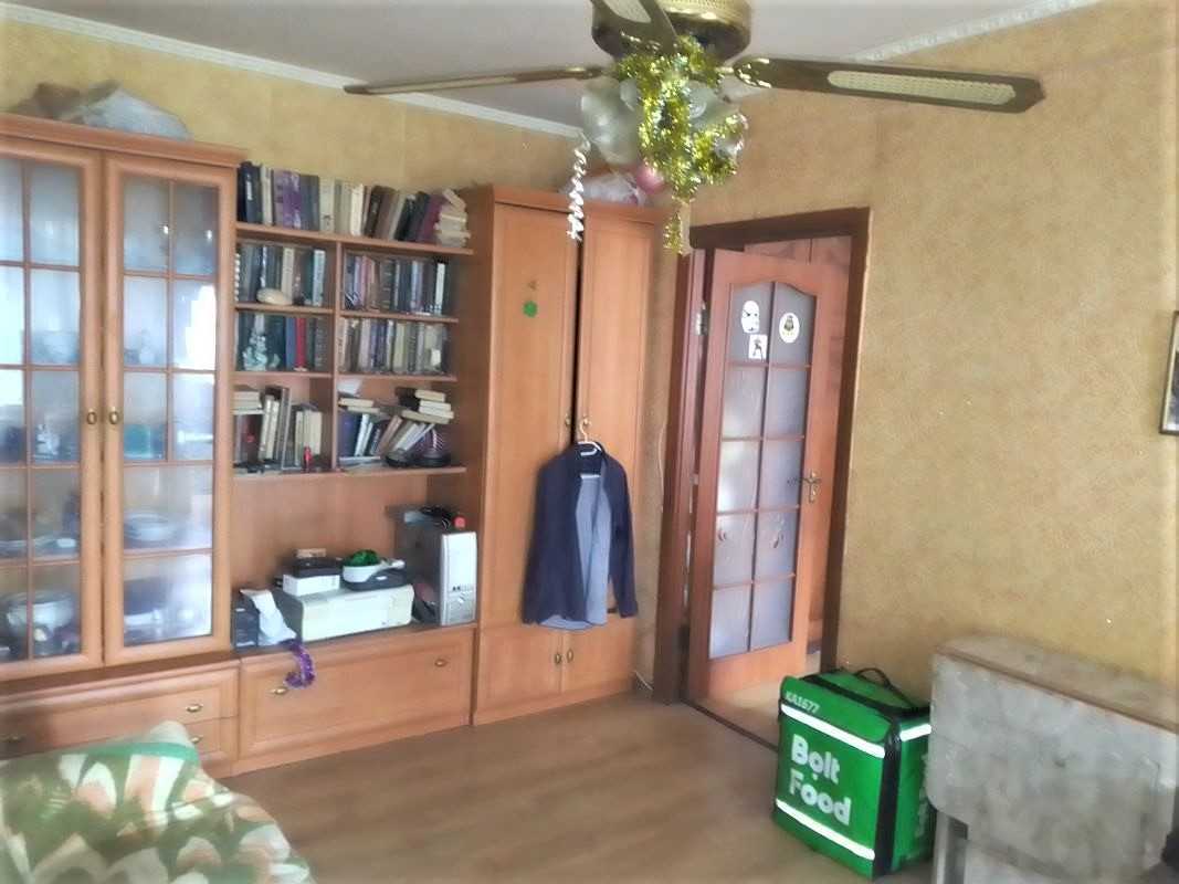 Продаж 2-кімнатної квартири 46 м², Братиславська вул., 20