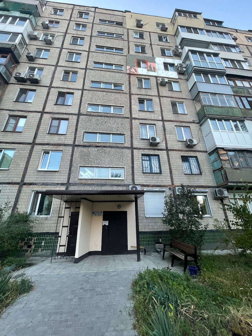 Продажа 3-комнатной квартиры 63.4 м², Героев просп., 9