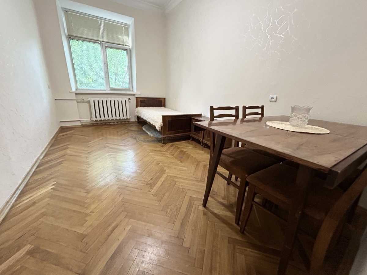 Продаж 3-кімнатної квартири 69.3 м², Броварський просп., 93