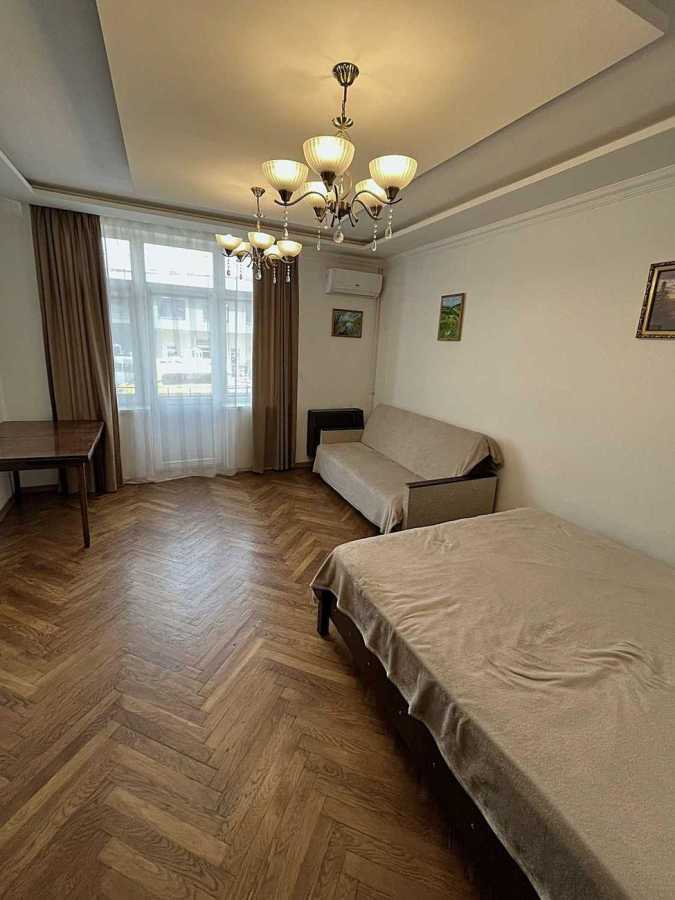 Продажа 1-комнатной квартиры 33.8 м², Галицкая ул., Залізнчна, 37