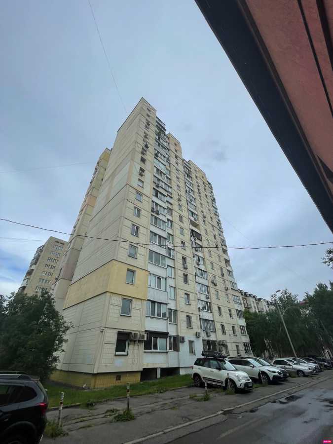 Продаж 2-кімнатної квартири 72 м², Олександра Пироговського вул., 19-1