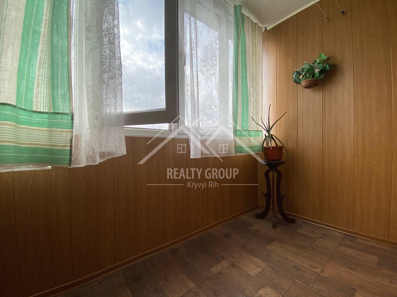 Продаж 3-кімнатної квартири 56.2 м², Заречная вул.