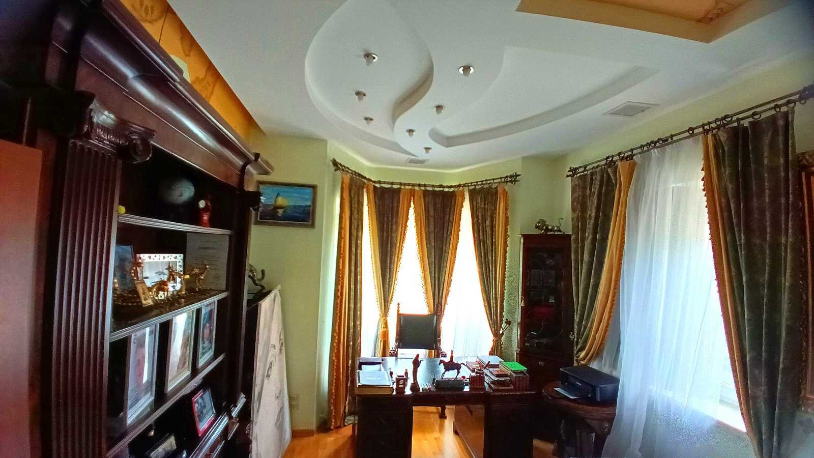 Продаж будинку 254.5 м², лесная