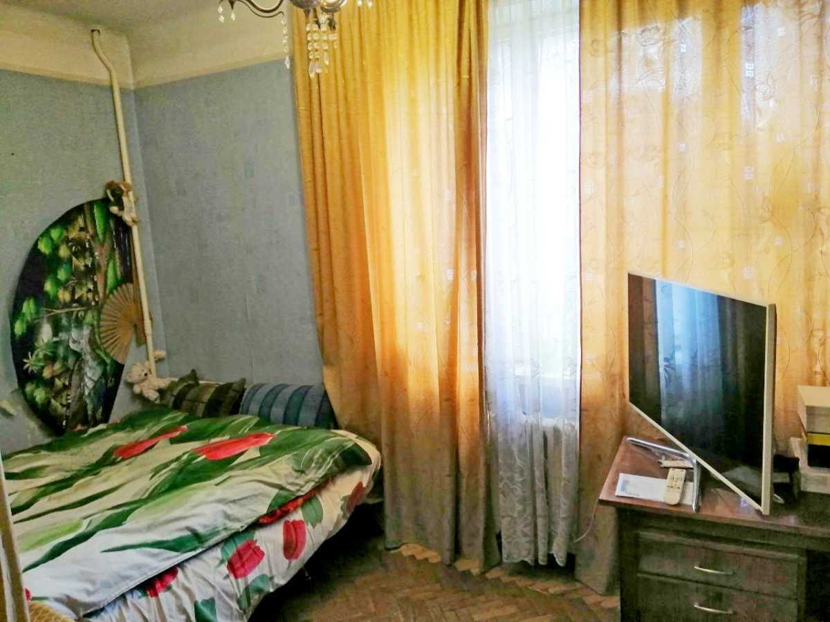 Продаж 2-кімнатної квартири 47 м², Єреванська вул.