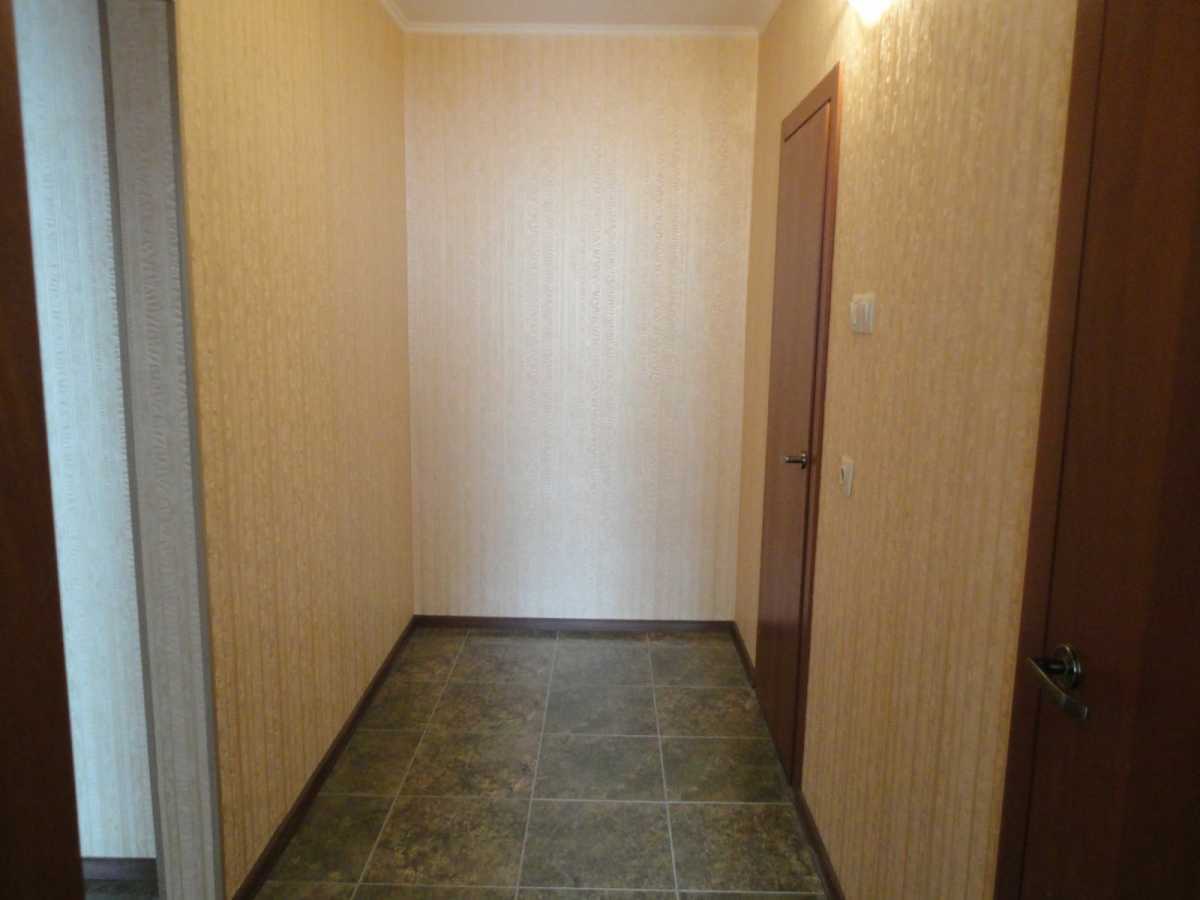 Продаж 1-кімнатної квартири 49 м², Здолбунівська вул., 13