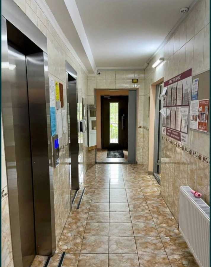 Продаж 1-кімнатної квартири 49 м², Здолбунівська вул., 13