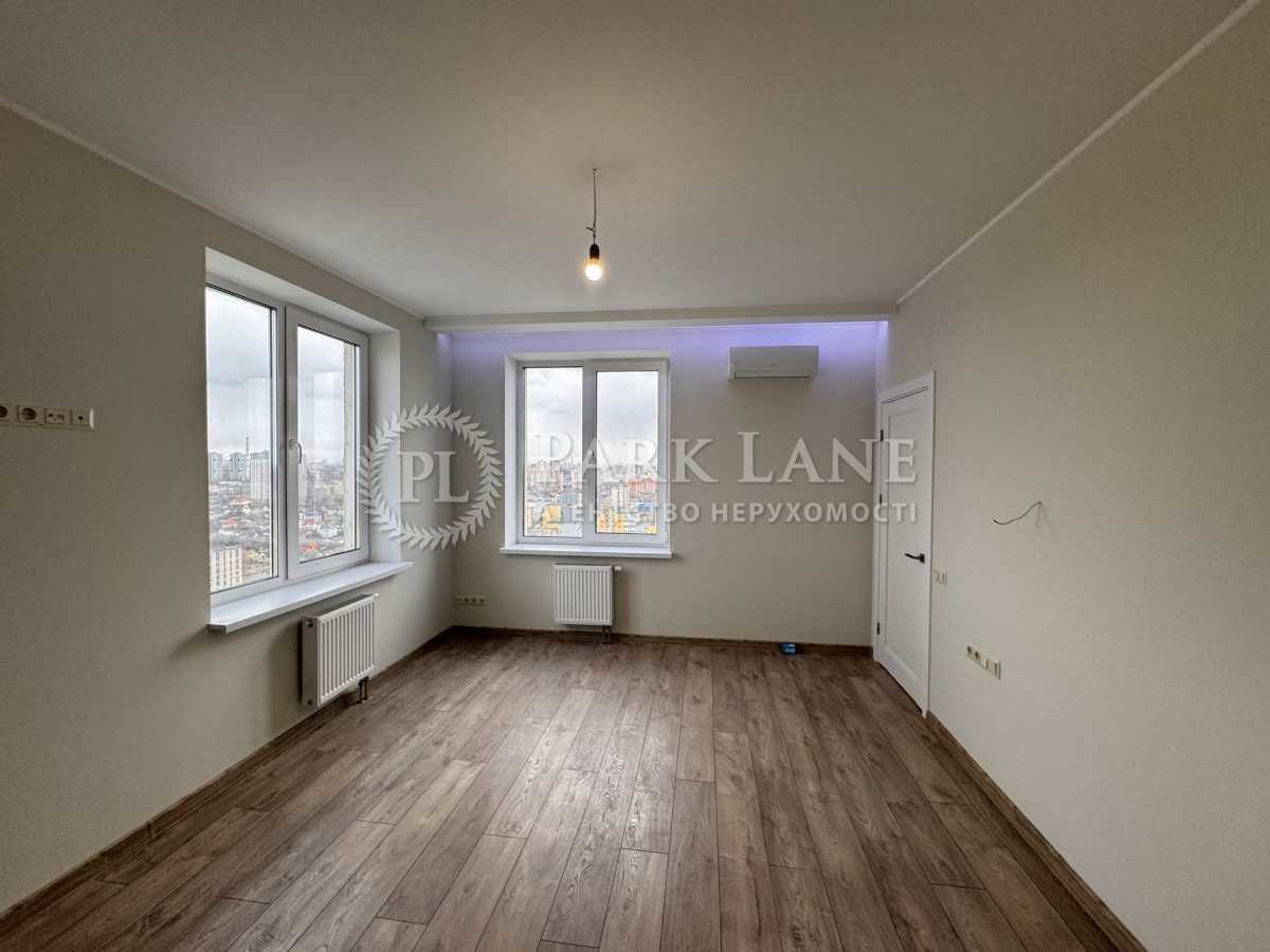 Продаж 1-кімнатної квартири 55 м², Олевська вул., 9