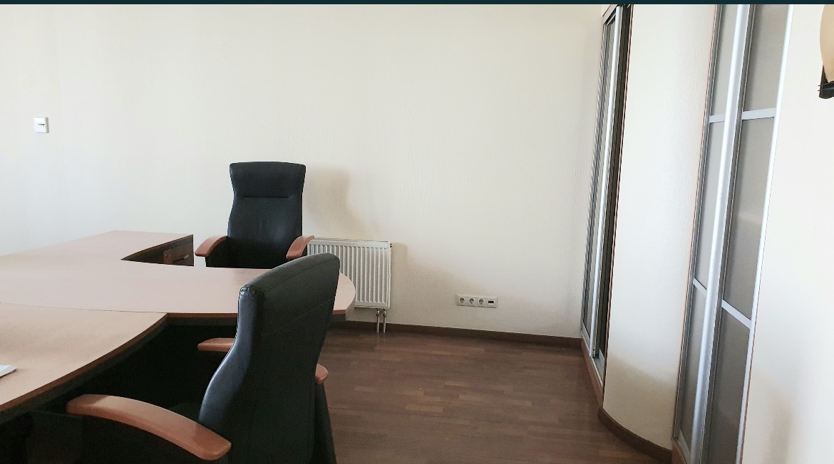 Аренда офиса 205 м², Ларисы Руденко ул., 6А