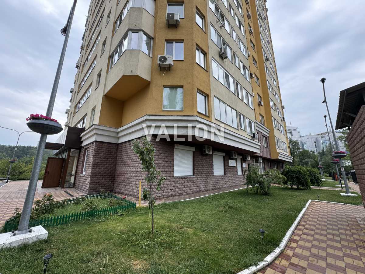 Продажа 2-комнатной квартиры 65.2 м², Генерала Шаповала ул., 20