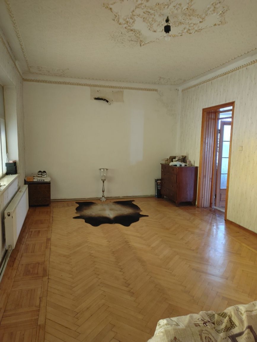 Оренда будинку 350 м², Петриківська вул.