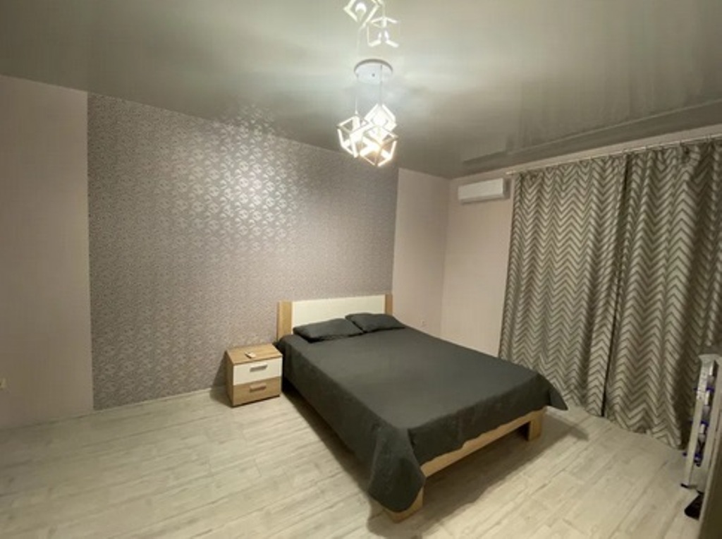 Аренда 1-комнатной квартиры 52 м², Владимира Антоновича ул., 36А