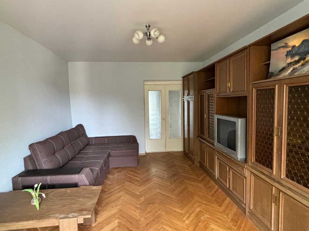 Продаж 2-кімнатної квартири 52 м², Невська вул., 7Б