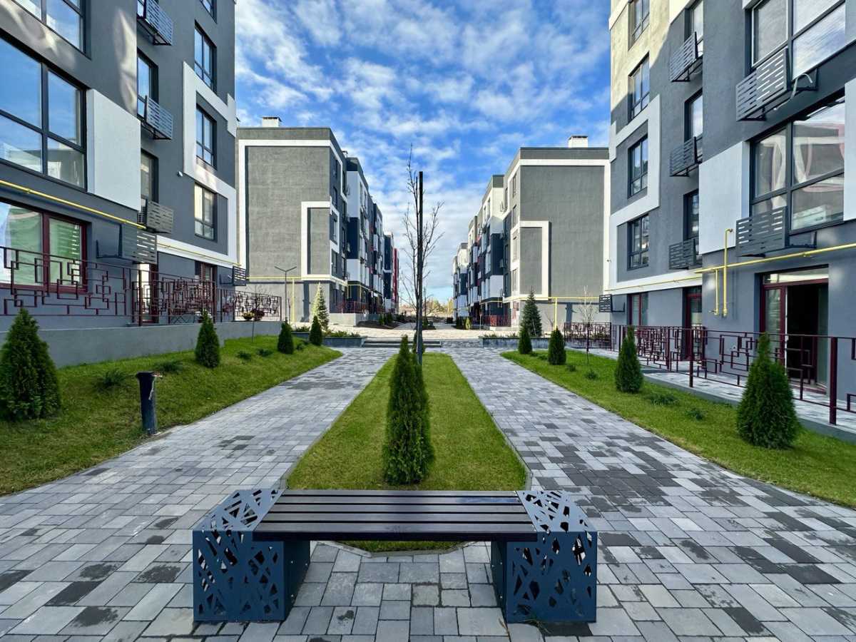 Продаж 1-кімнатної квартири 33 м², Грушевського вул., 12