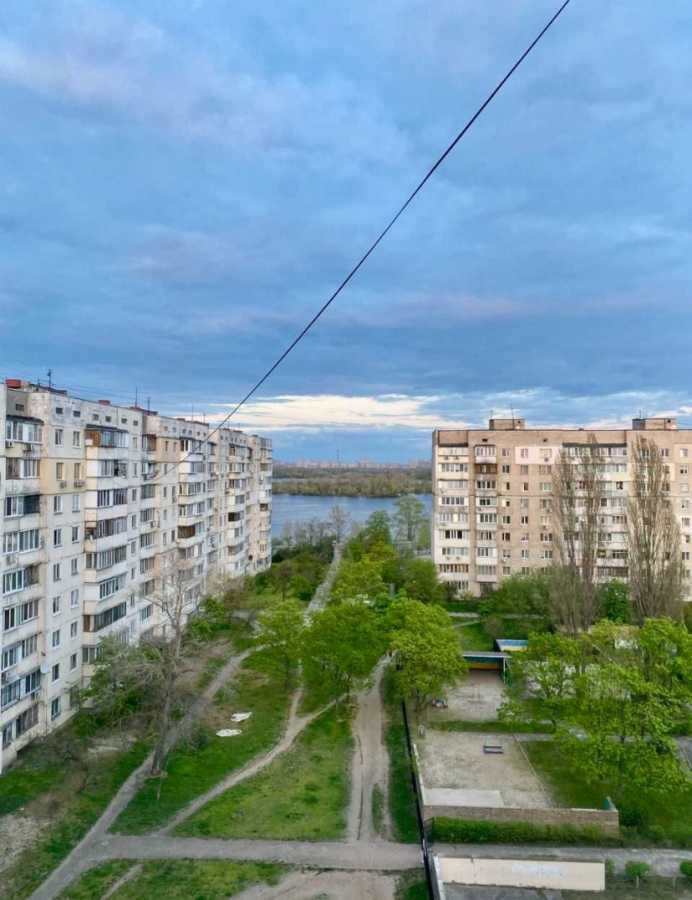 Продаж 2-кімнатної квартири 47 м², Героїв Сталінграда просп., 56А