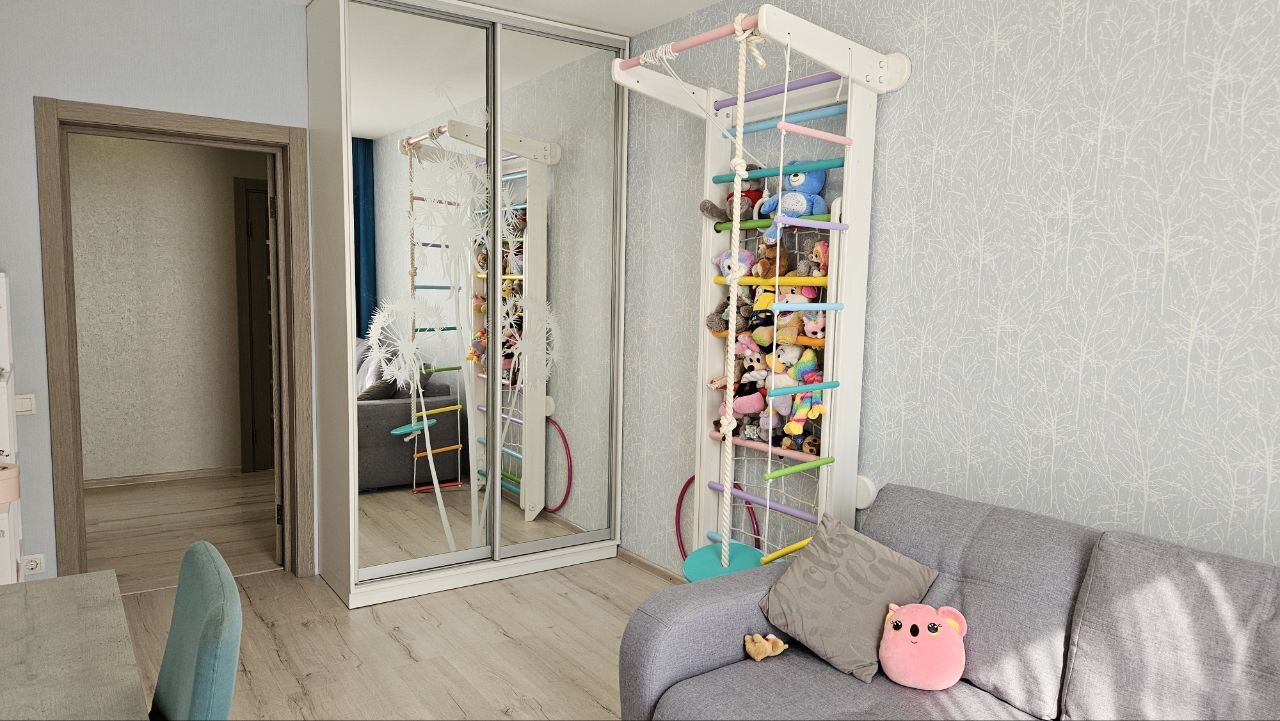 Продажа 3-комнатной квартиры 95 м², Драгоманова ул., 2А