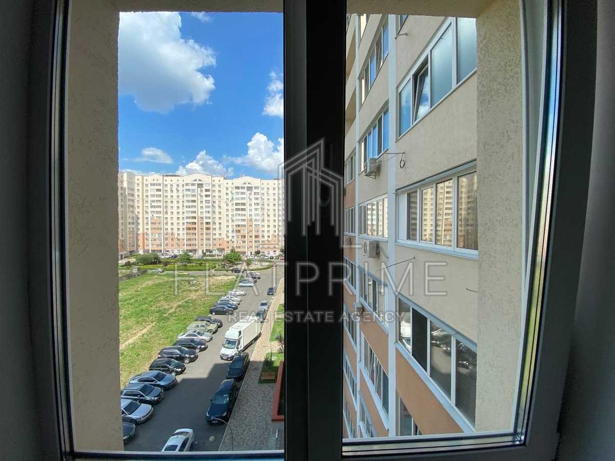 Продажа 2-комнатной квартиры 65 м², Павла Чубиньського, 8б