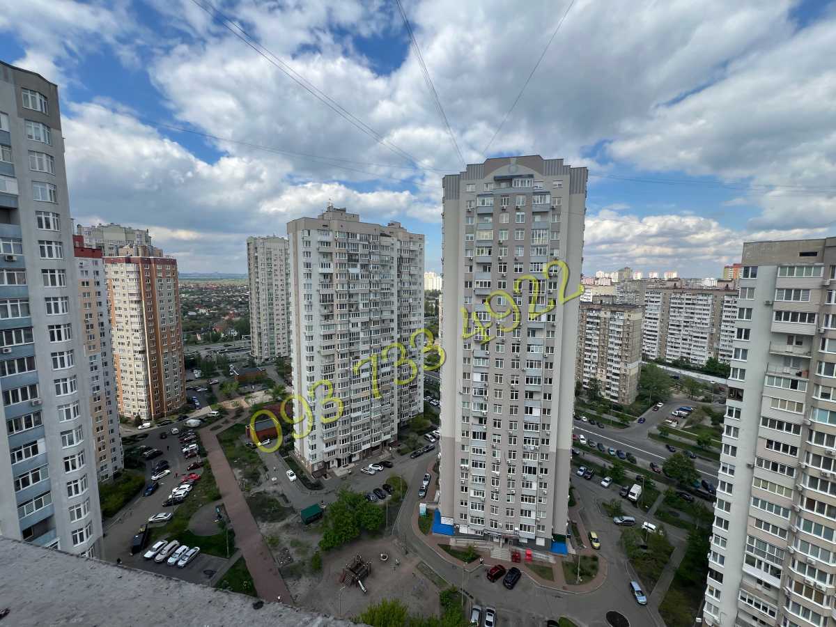 Продаж 2-кімнатної квартири 73 м², Миколи Лаврухіна вул., 10