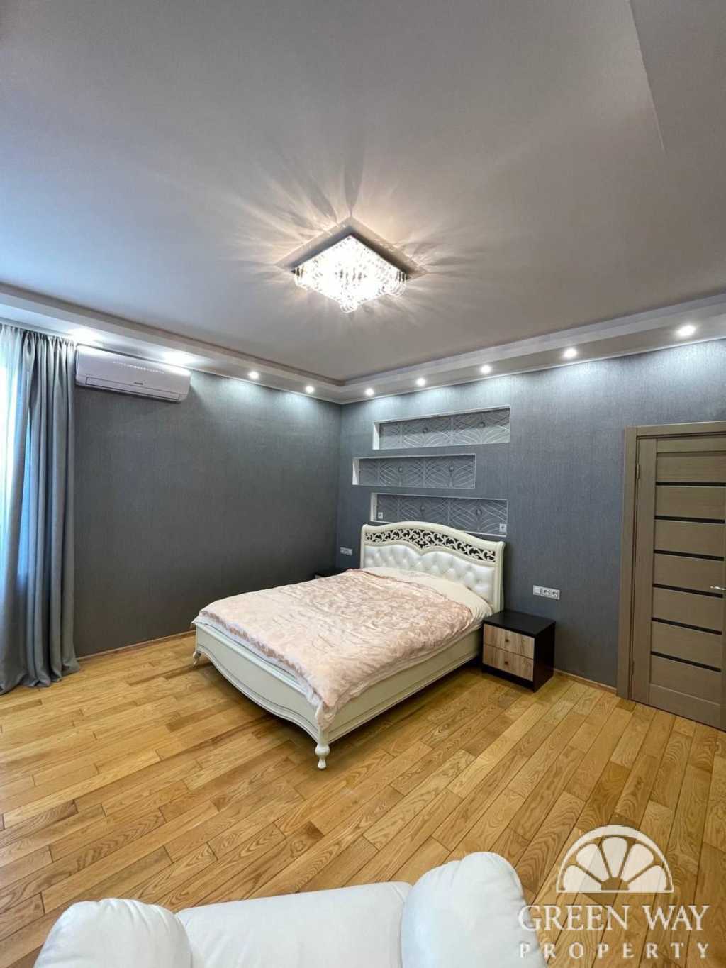 Продаж 3-кімнатної квартири 122 м², Степана Руданського вул., 3А