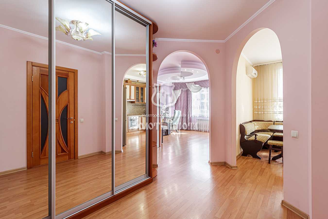 Продаж 2-кімнатної квартири 59.1 м², Пономарьова вул., 26 К4