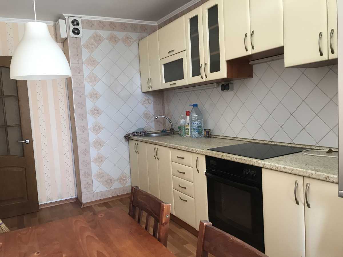 Продажа 3-комнатной квартиры 68.3 м², Пражская ул., 22А