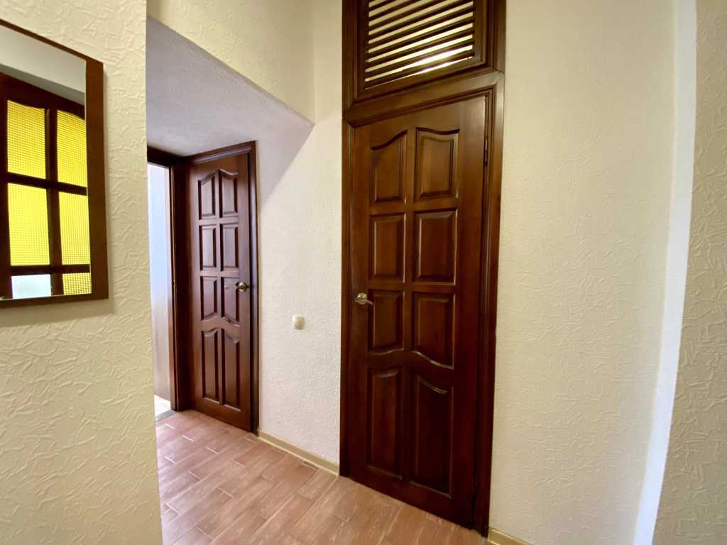 Продаж 2-кімнатної квартири 54 м², Багговутівська вул., 36