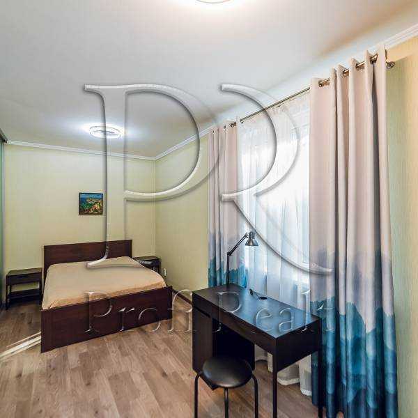 Продажа 3-комнатной квартиры 87 м², Тбилисский пер., 1/26