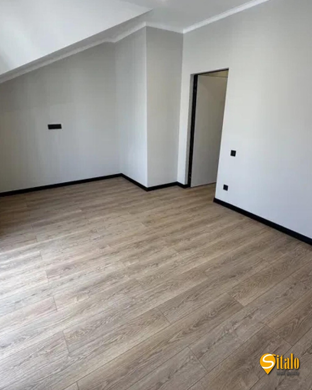 Продаж будинку 138 м²
