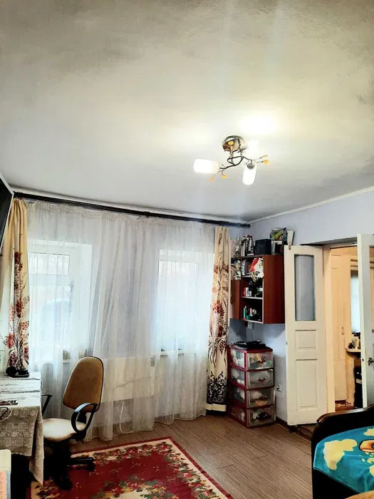 Продаж 1-кімнатної квартири 43 м², Бассейный 2-й пров.