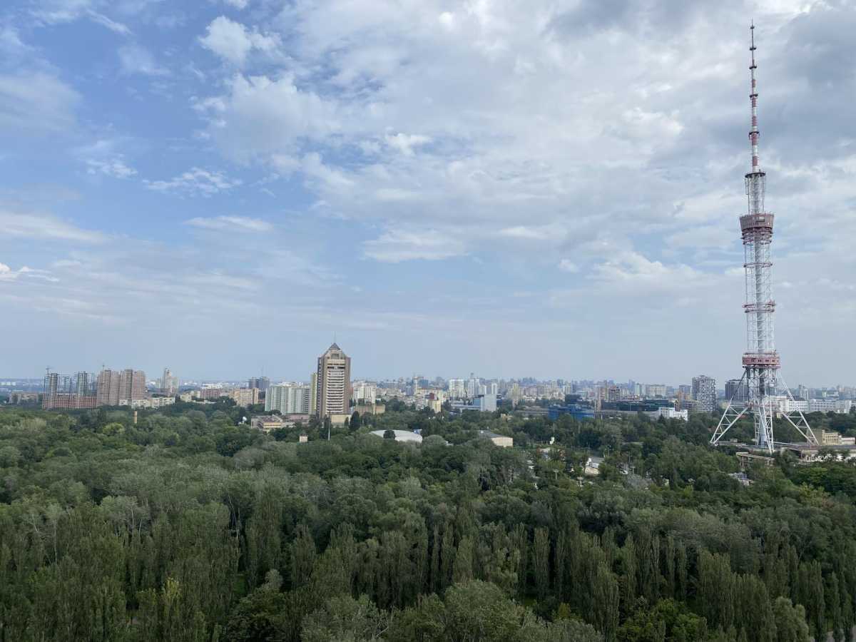 Продажа 3-комнатной квартиры 64 м², Олеся Бабия ул., Телиги, 25