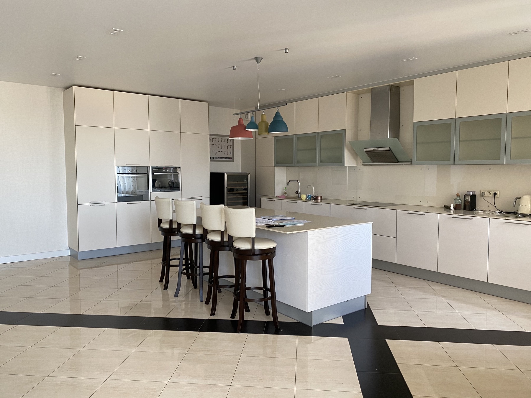 Продажа 4-комнатной квартиры 327 м², Героев Сталинграда просп., 4 К1