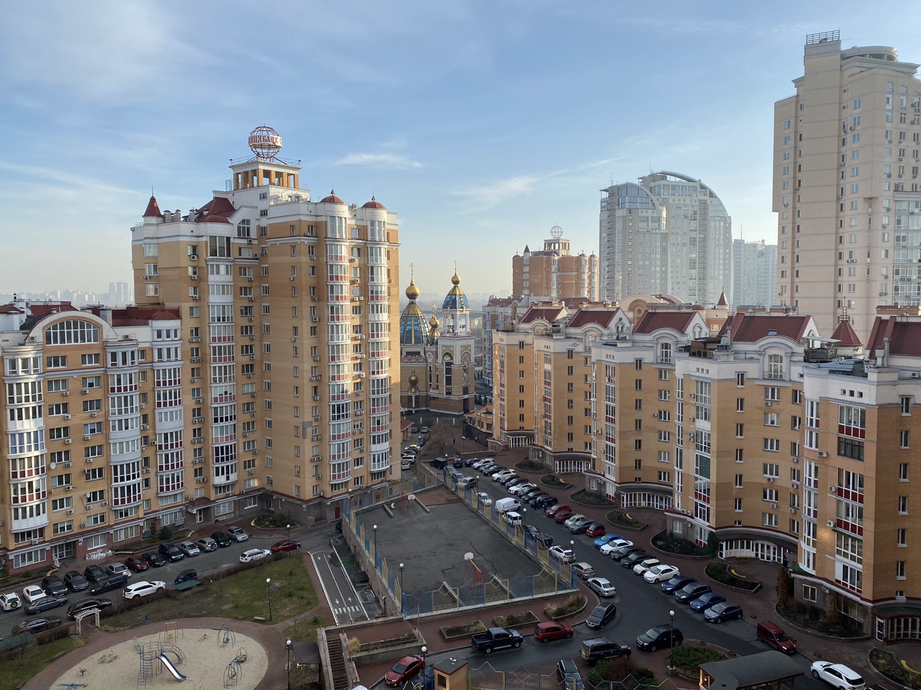 Продажа 4-комнатной квартиры 327 м², Героев Сталинграда просп., 4 К1