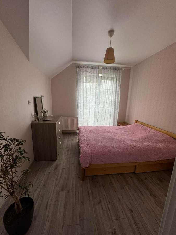 Продажа 3-комнатной квартиры 73 м², Придорожняя ул., 2