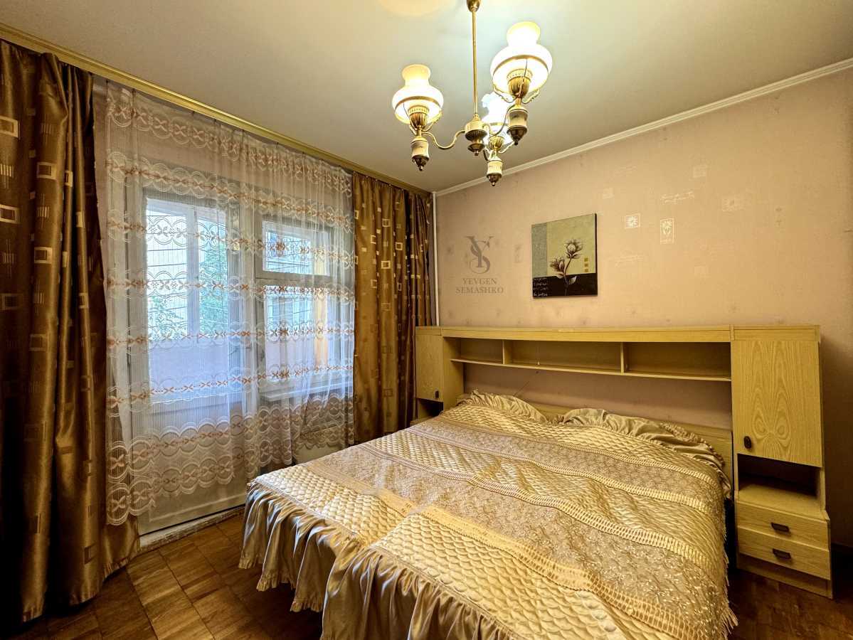 Продажа 3-комнатной квартиры 83 м², Бережанская ул., 24