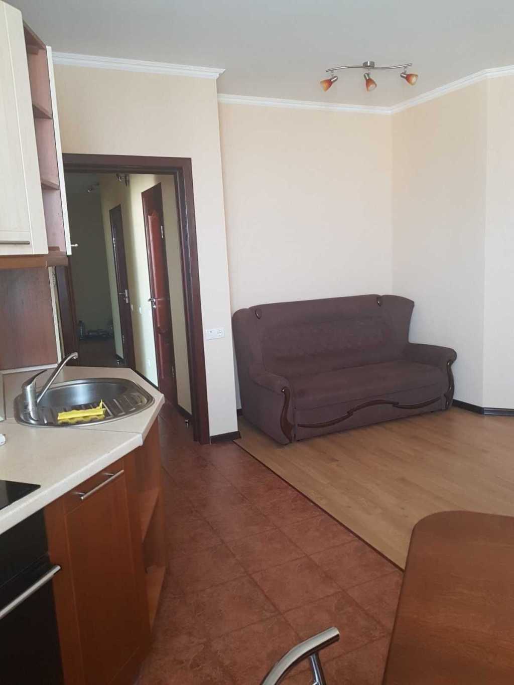 Оренда 2-кімнатної квартири 80 м², Вуликова вул., Лайоша Гавро, 1