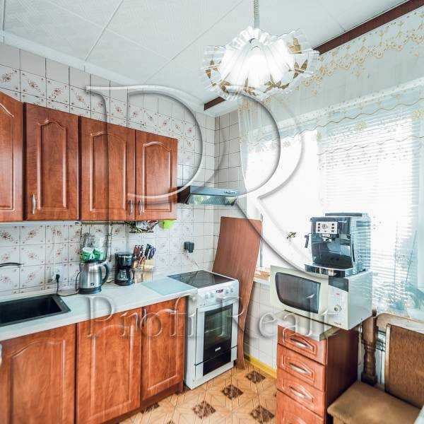 Продажа 3-комнатной квартиры 71 м², Озерная ул., 16