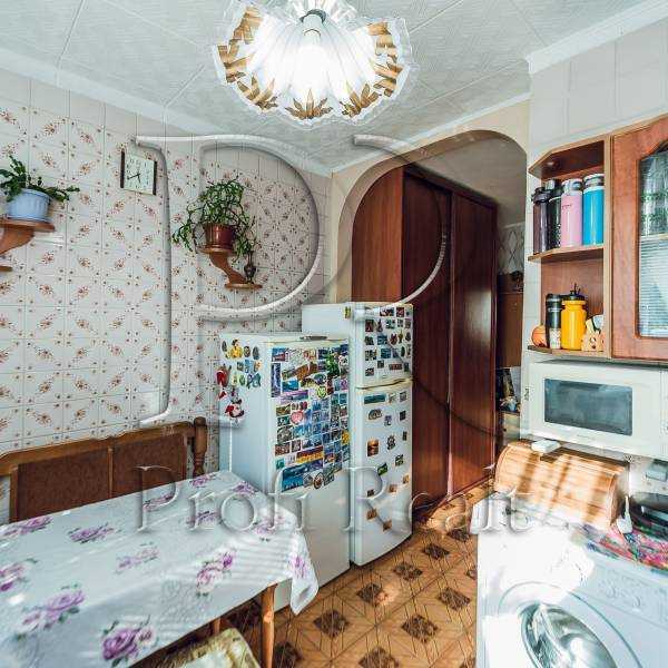 Продаж 3-кімнатної квартири 71 м², Озерна вул., 16