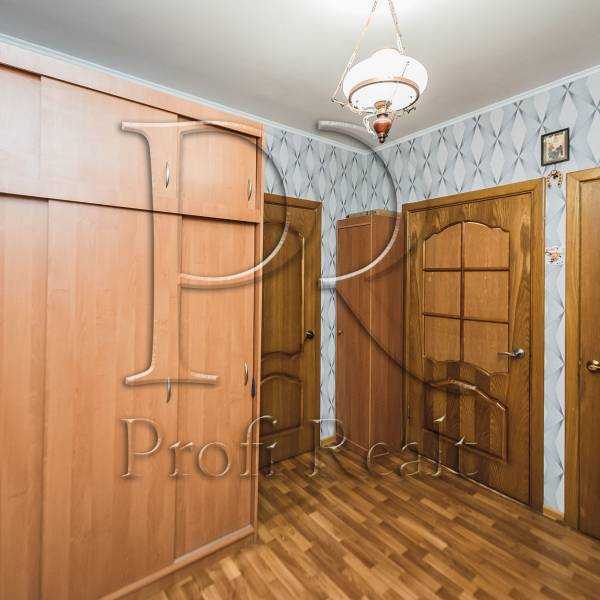 Продаж 3-кімнатної квартири 71 м², Озерна вул., 16