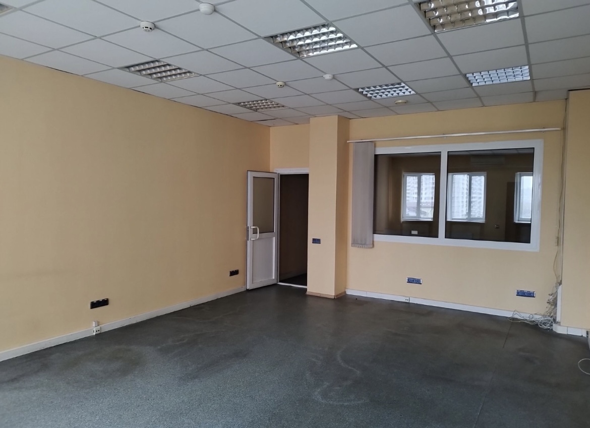 Аренда офиса 58 м², Ларисы Руденко ул., 6А