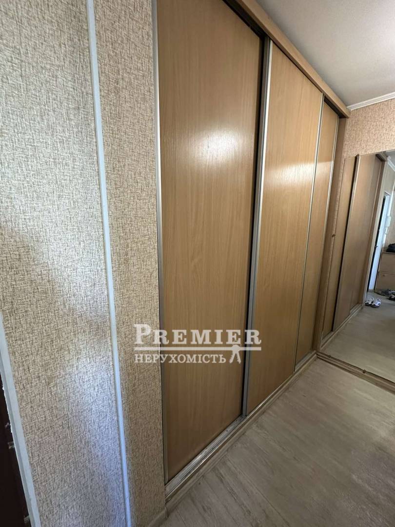 Продаж 1-кімнатної квартири 42 м², Академіка Філатова вул.