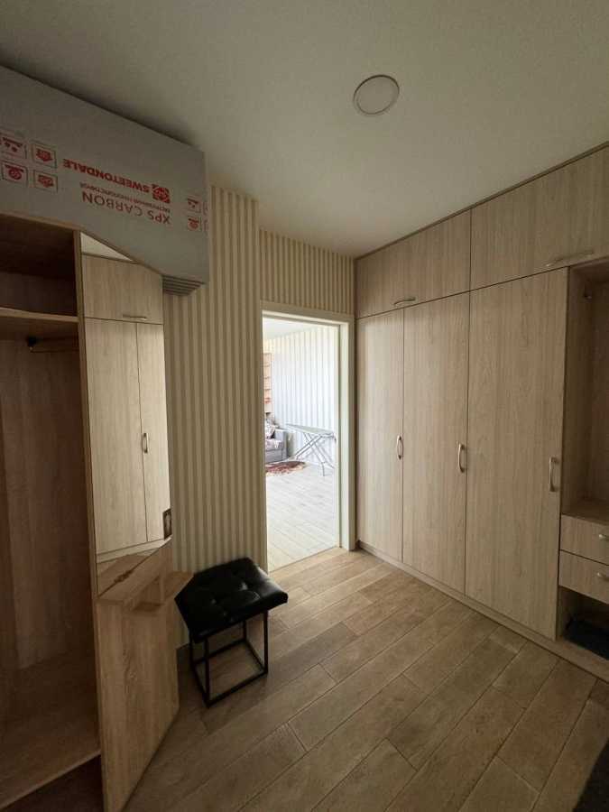 Продаж 1-кімнатної квартири 48 м², Перемоги просп., 55А