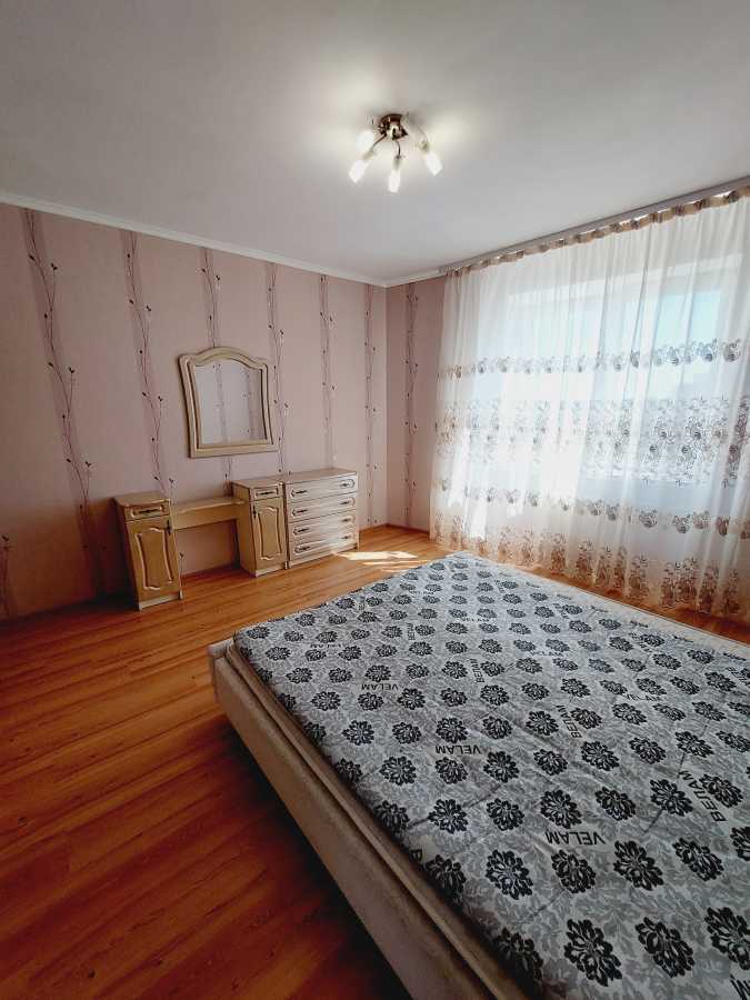 Продажа 3-комнатной квартиры 109 м², Валерия Лобановского ул., 19 К1