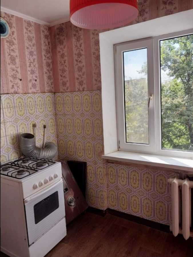 Продаж 4-кімнатної квартири 60 м², Старомостова пл., 2