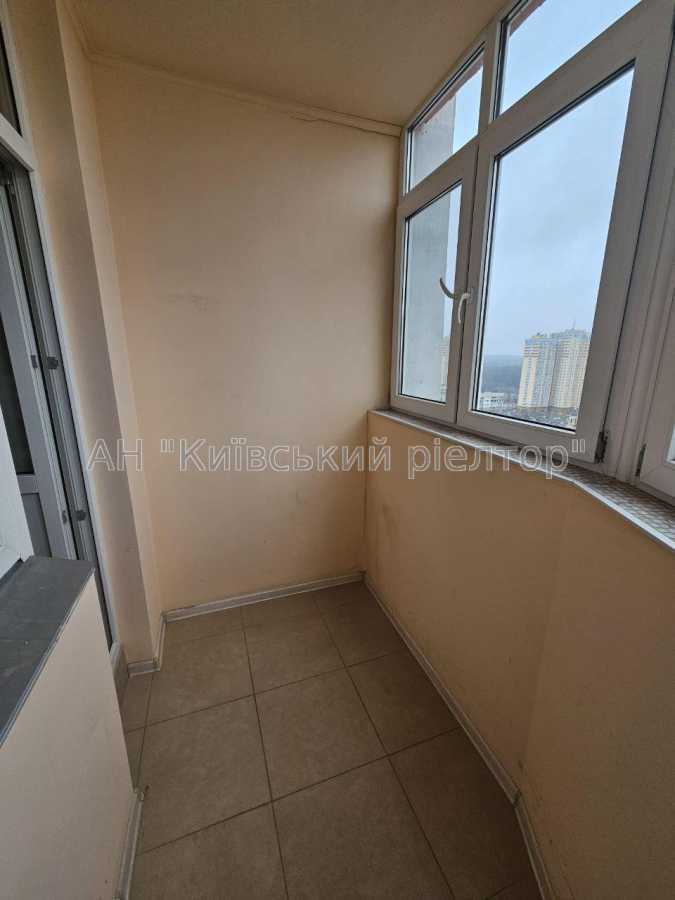 Продажа 3-комнатной квартиры 90 м², Петра Калнышевского ул., 7