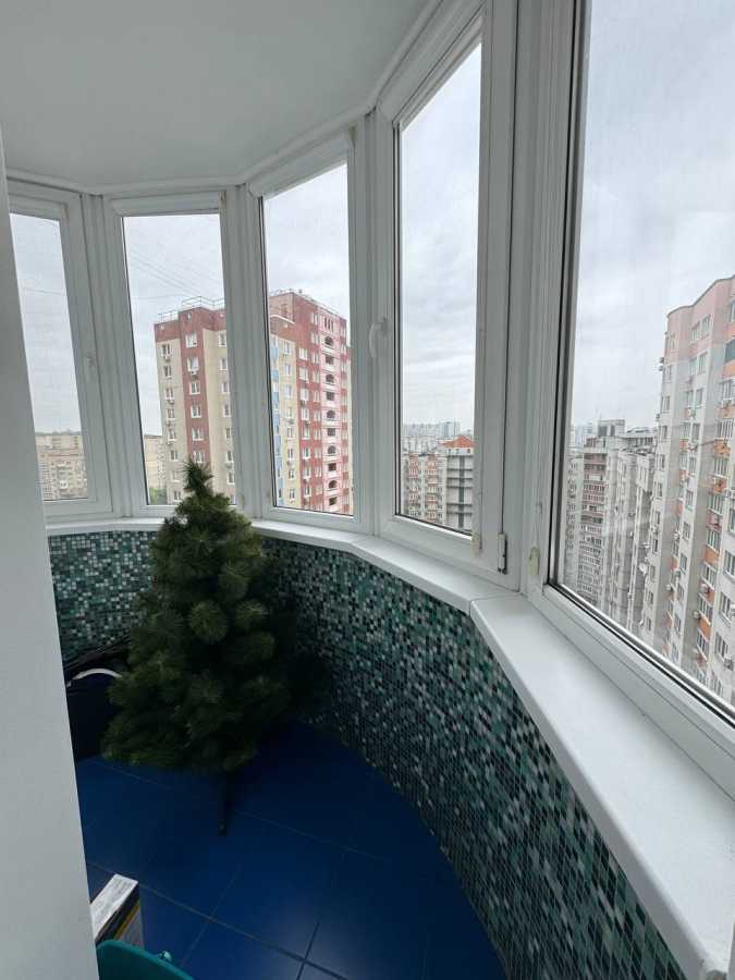 Продаж 2-кімнатної квартири 71.6 м², Феодосійський пров., 12