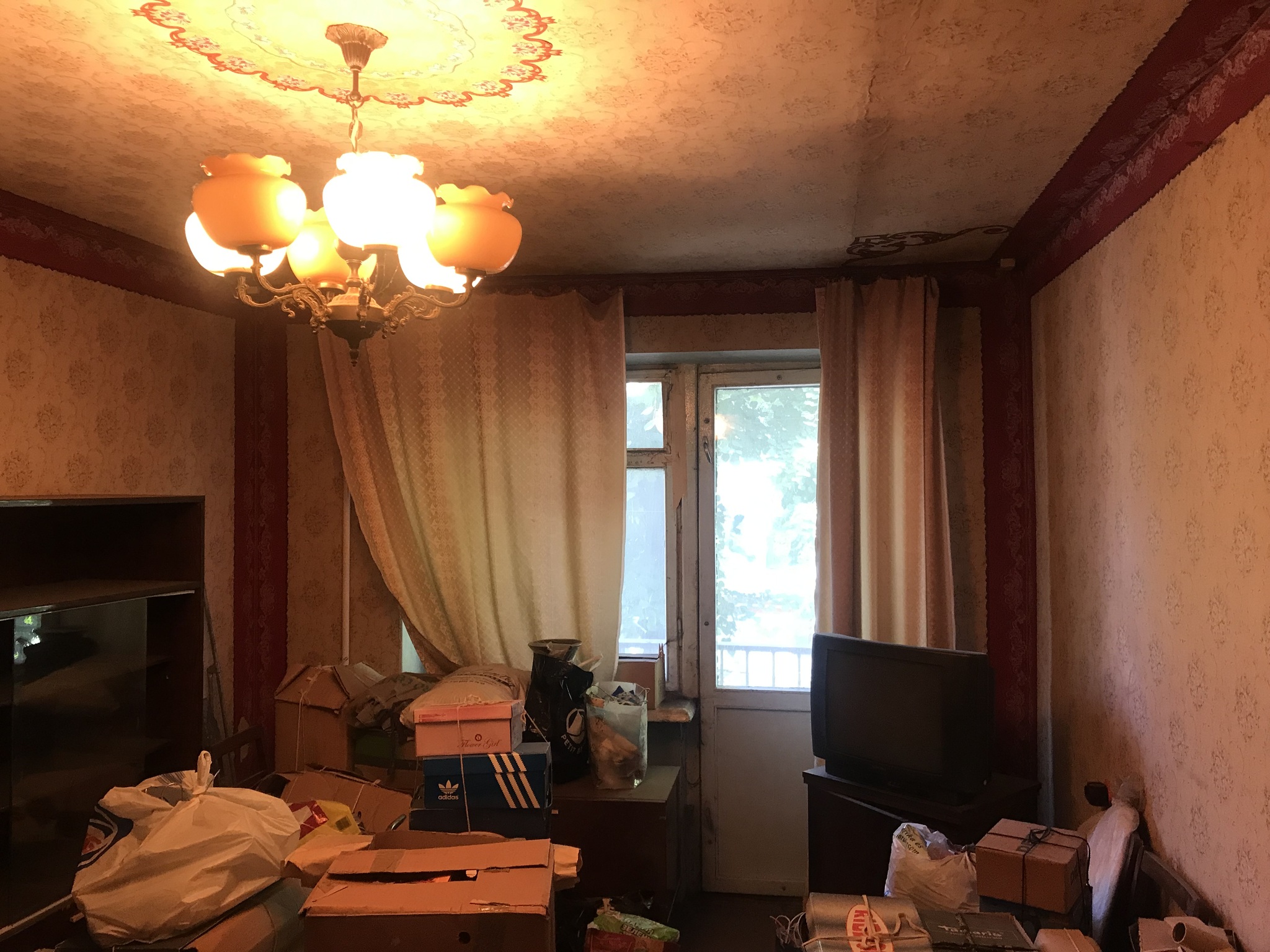 Продаж 2-кімнатної квартири 44 м², Олександра Поля просп., 135