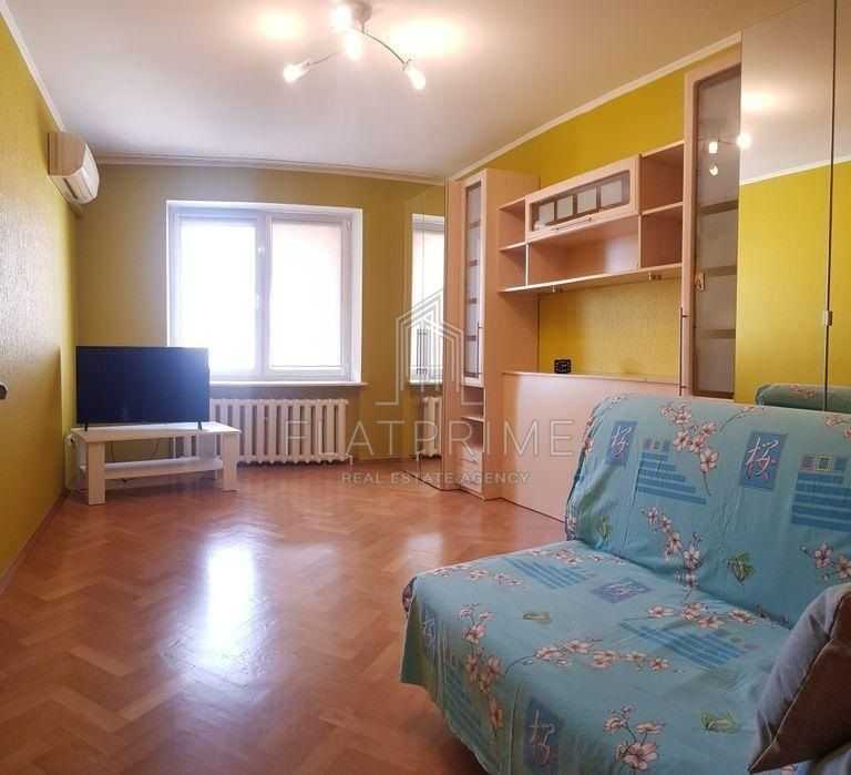 Продажа 3-комнатной квартиры 108 м², Княжий Затон ул., 2/30