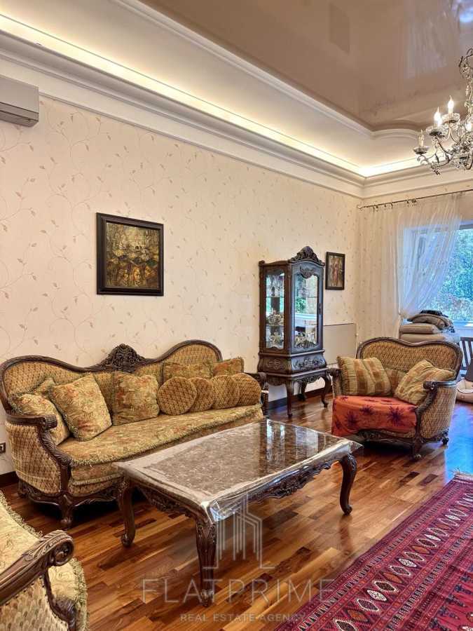 Продажа 4-комнатной квартиры 237 м², переулок Престижний, 11